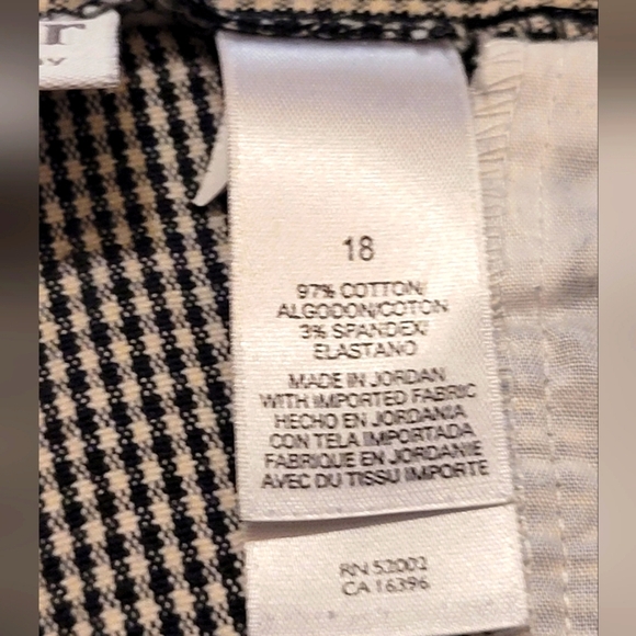 Sz 18 or 2X Liz Claiborne Villager Cotton Spandex Gingham Capri Dress Pants - Picture 4 of 5